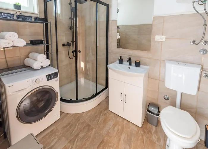 Didovina Апартаменты Марина